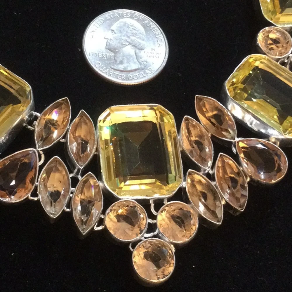 Unbelievable Lemon Quartz & Smokey Quartz Necklace - Picture 6 of 10